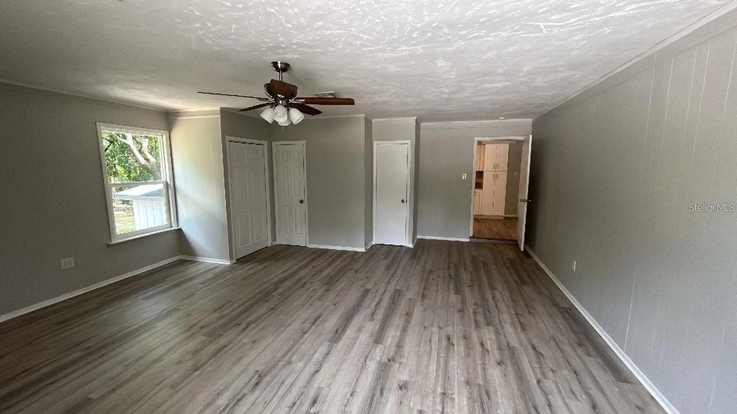 RAINBOW S END ESTATE - Residential