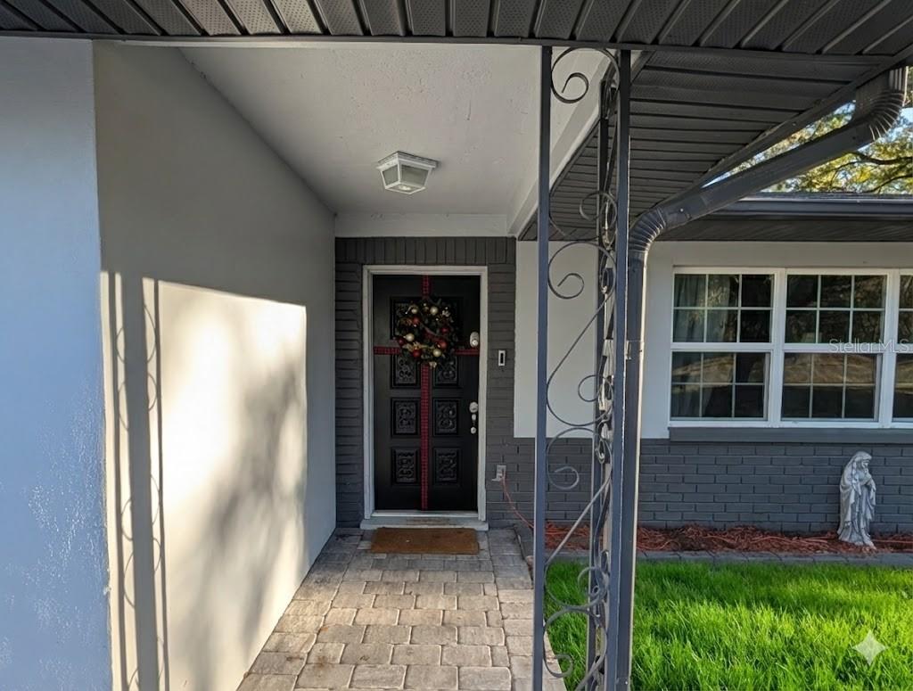 RAINBOW S END ESTATE - Residential