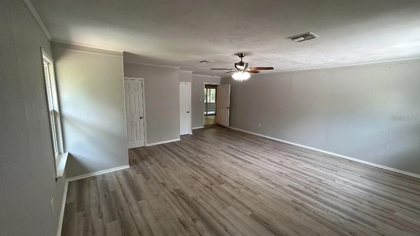 RAINBOW S END ESTATE - Residential