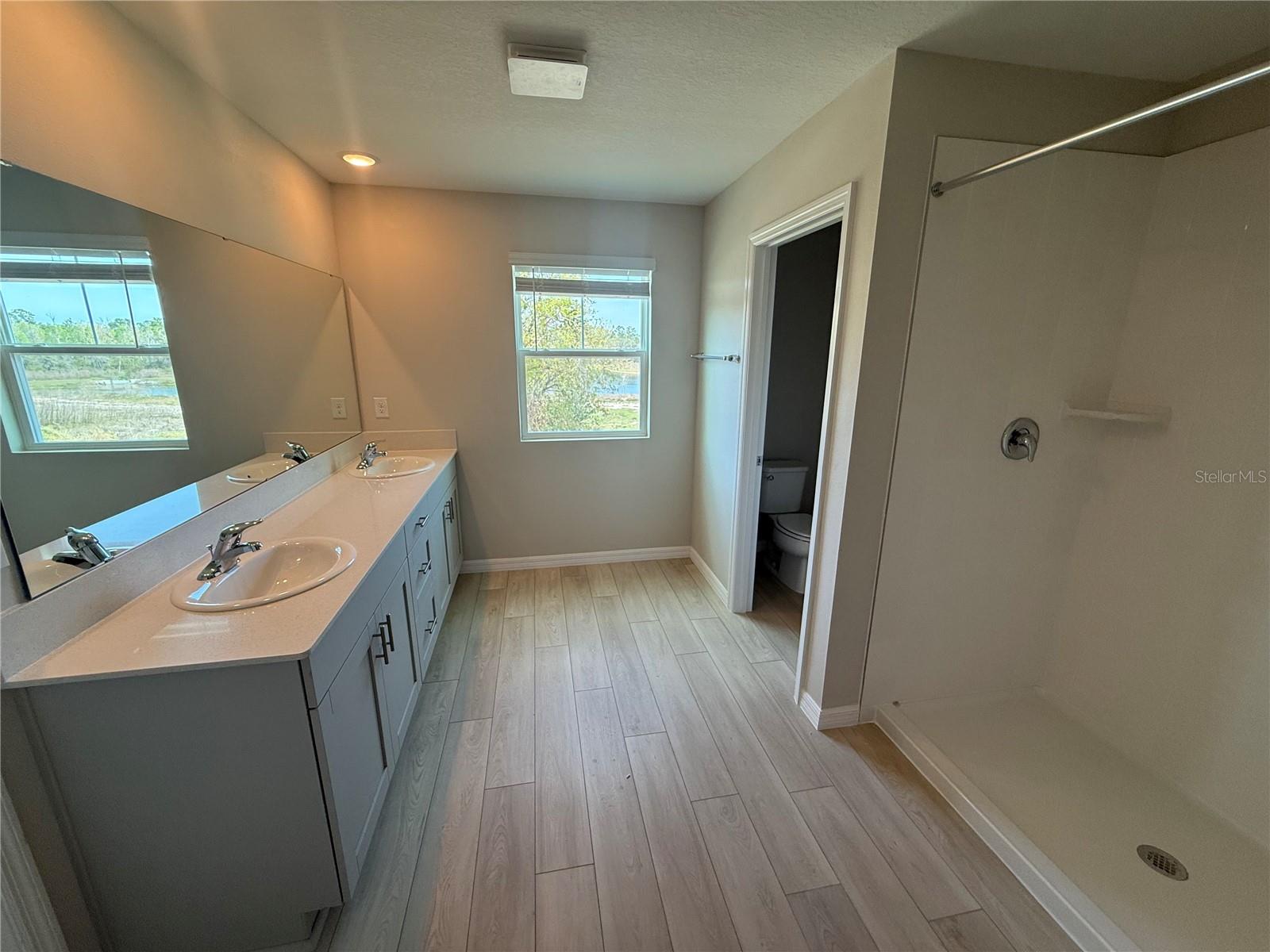 PASADENA POINT - Residential Lease