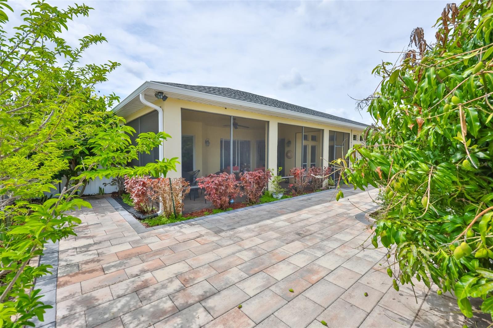 LA PALOMA VILLAGE UNIT 2 PH - Residential