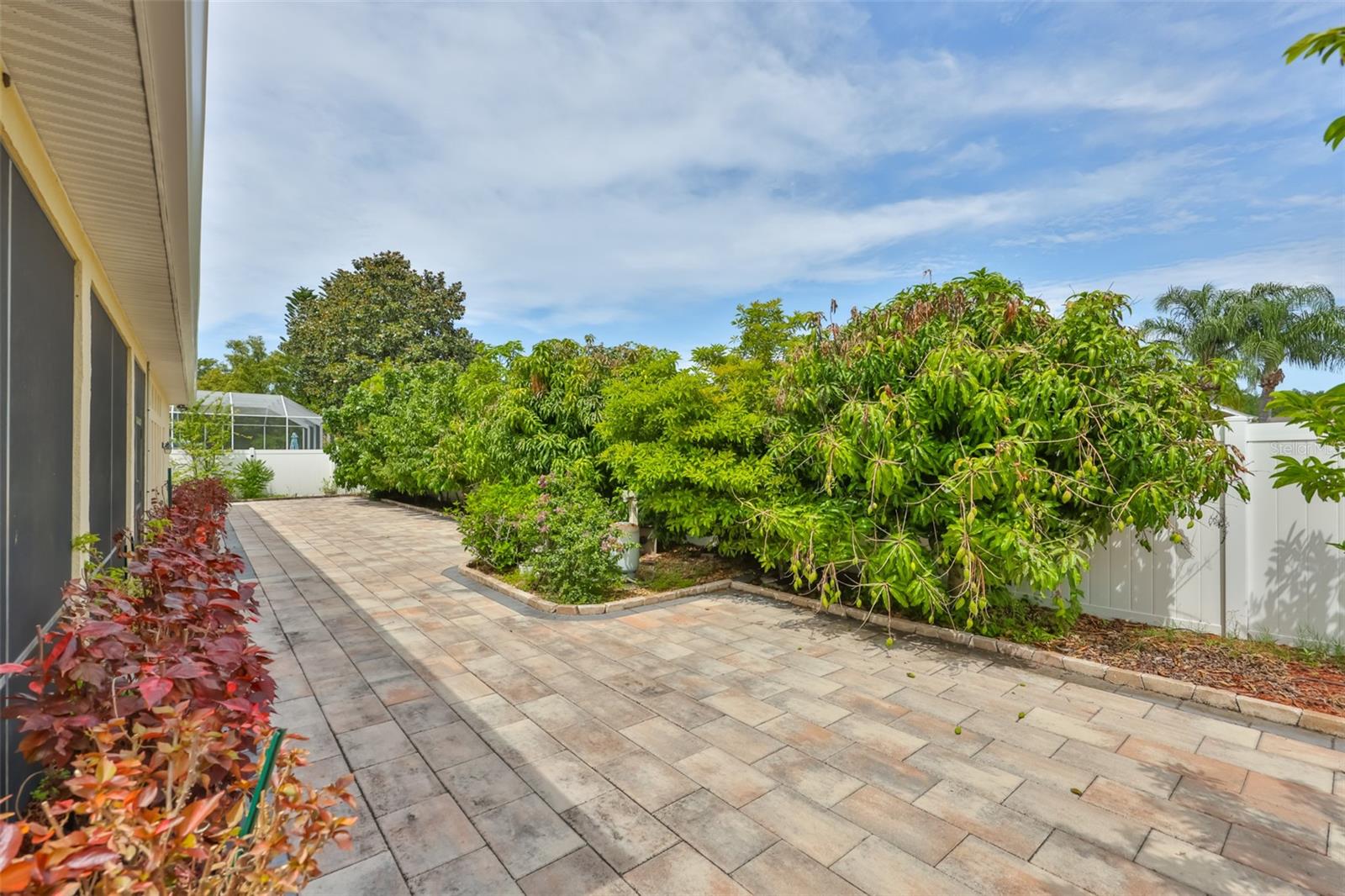 LA PALOMA VILLAGE UNIT 2 PH - Residential