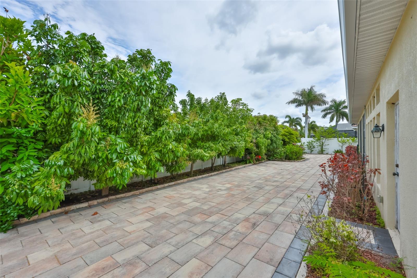 LA PALOMA VILLAGE UNIT 2 PH - Residential