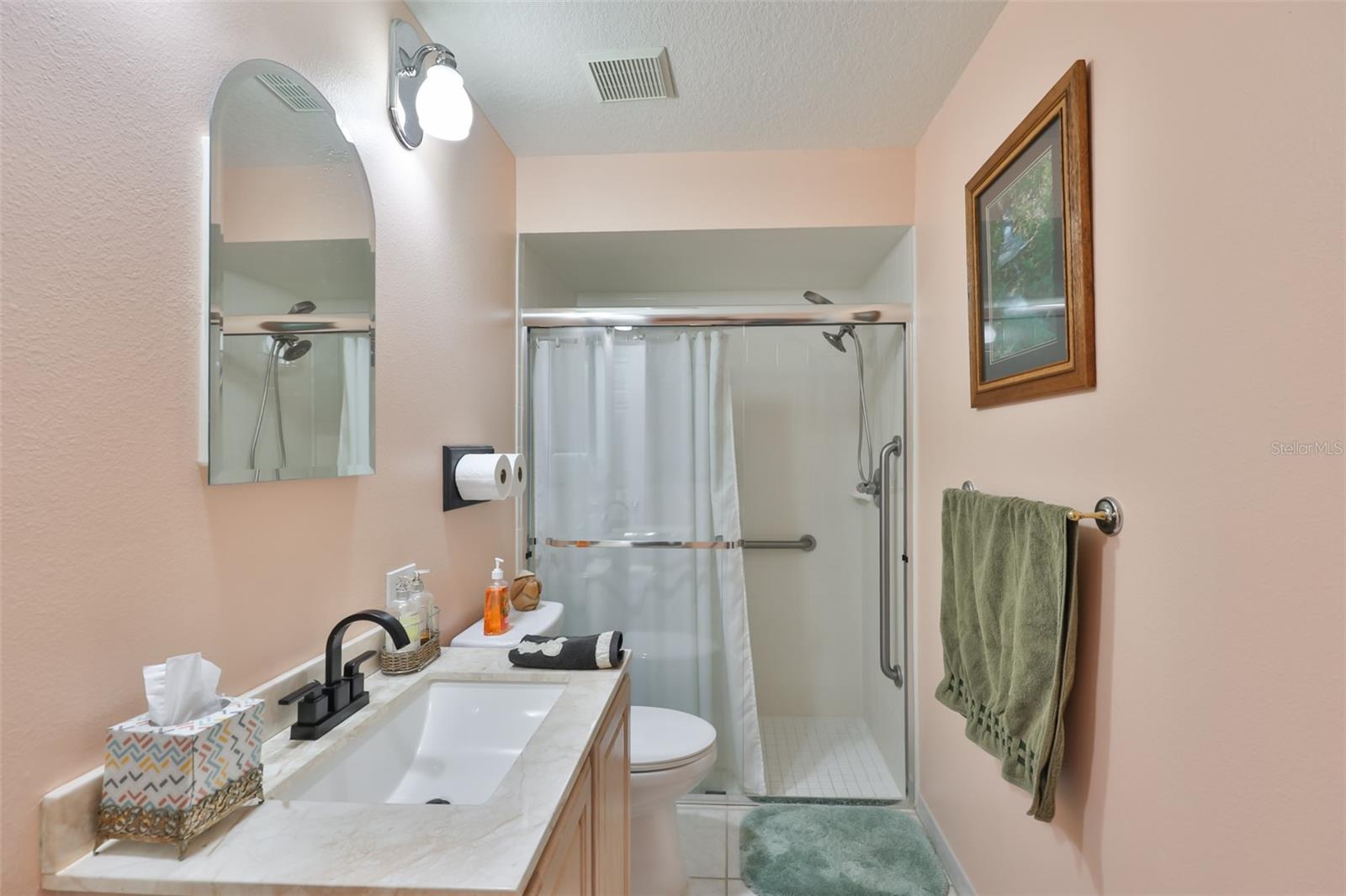 LA PALOMA VILLAGE UNIT 2 PH - Residential