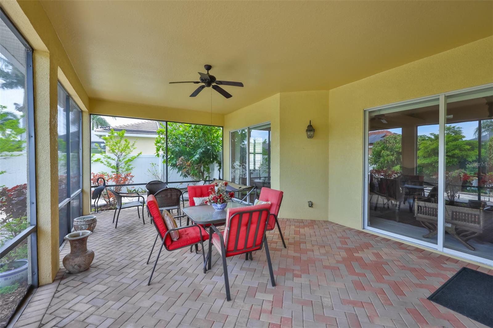 LA PALOMA VILLAGE UNIT 2 PH - Residential