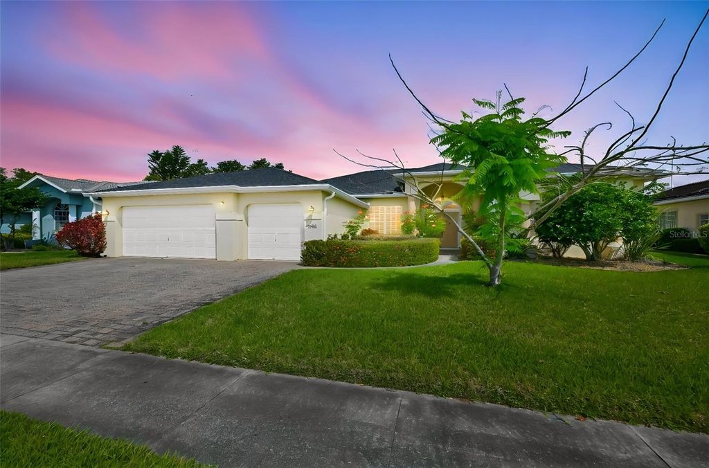 Photo of 3822 Cardenal Avenue, Sun City Center, FL 33573 (MLS # TB8504079)