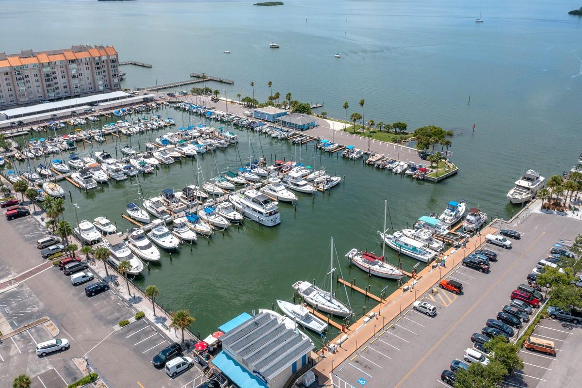 LAKE TIFFANY CONDO - Residential