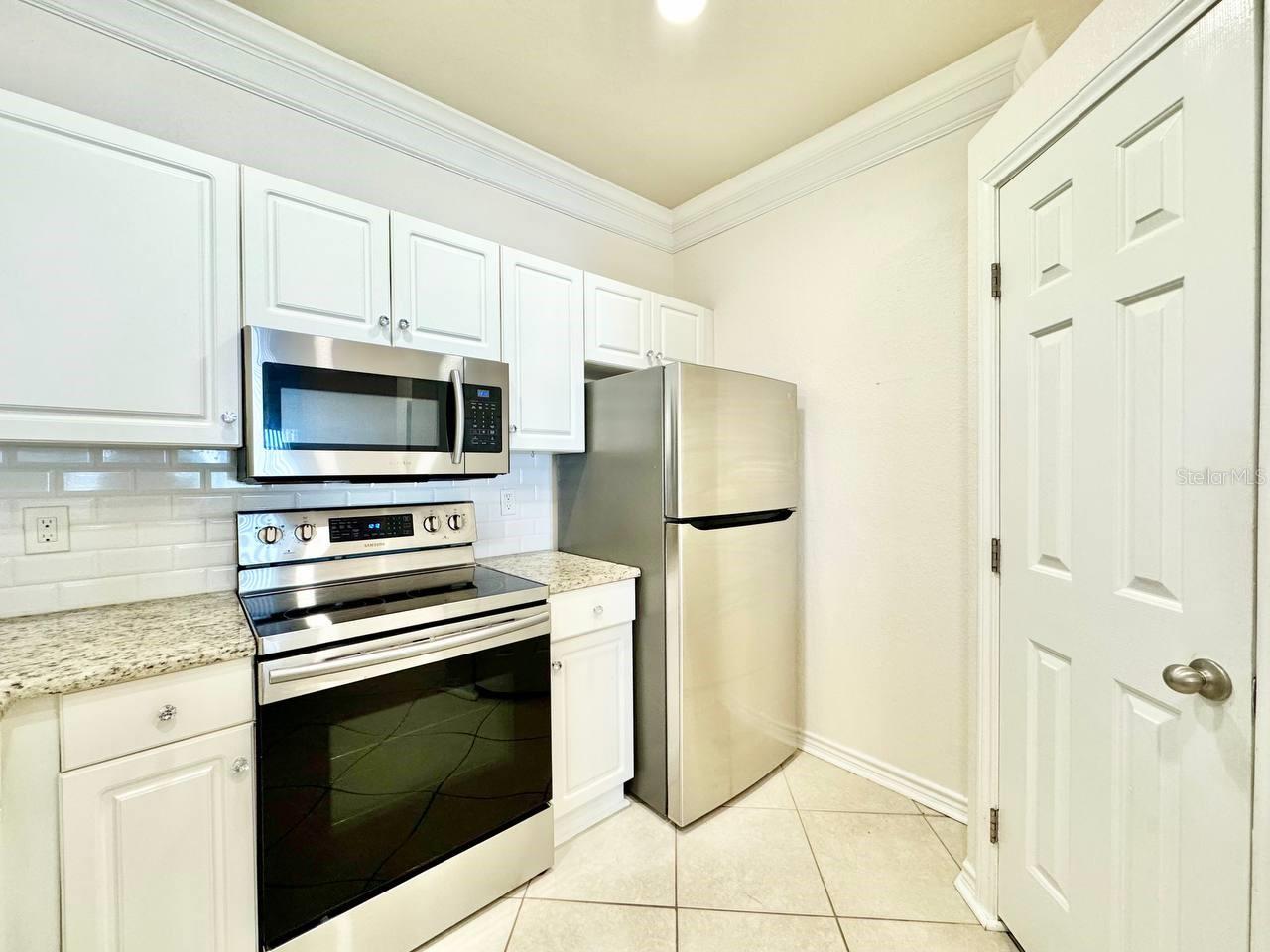 4345 BAYSIDE VILLAGE DRIVE 102