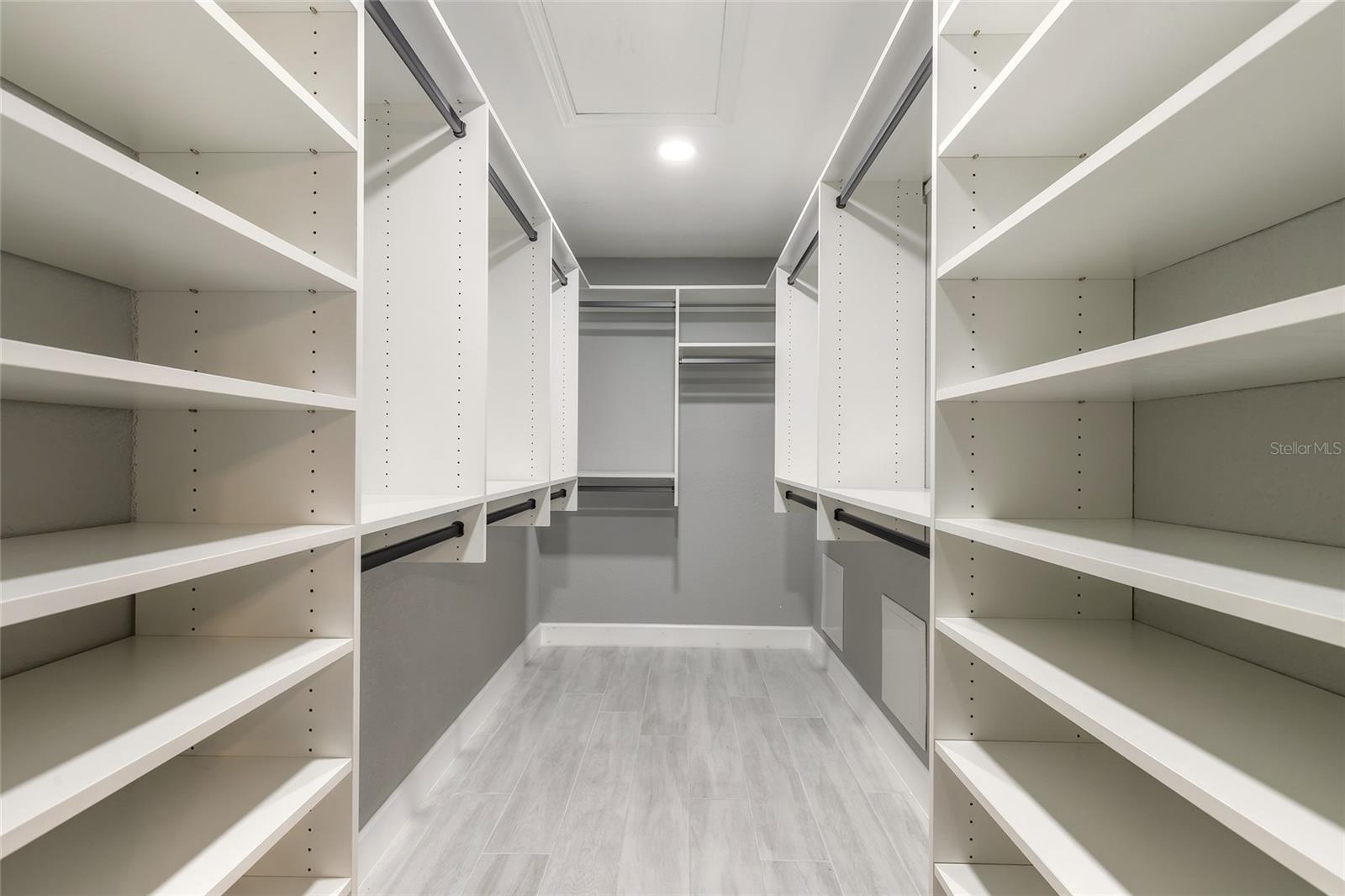 NIELSEN REP TURNBULL SHORES - Residential