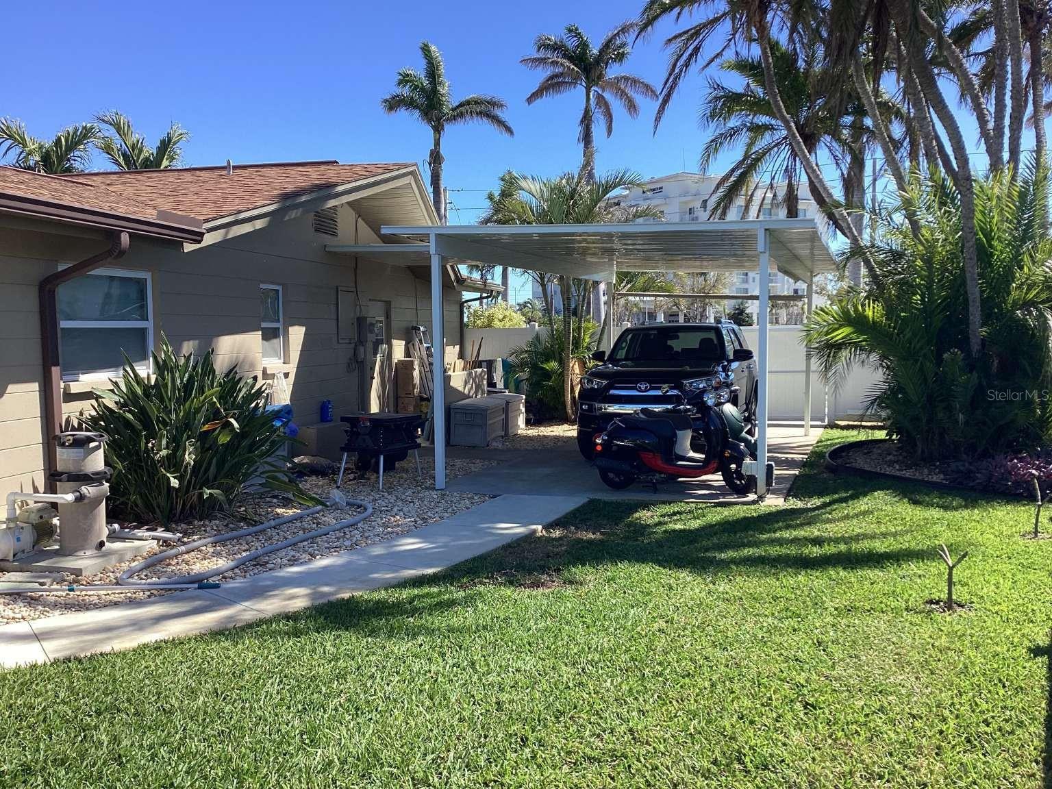 TIERRA VERDE - Residential