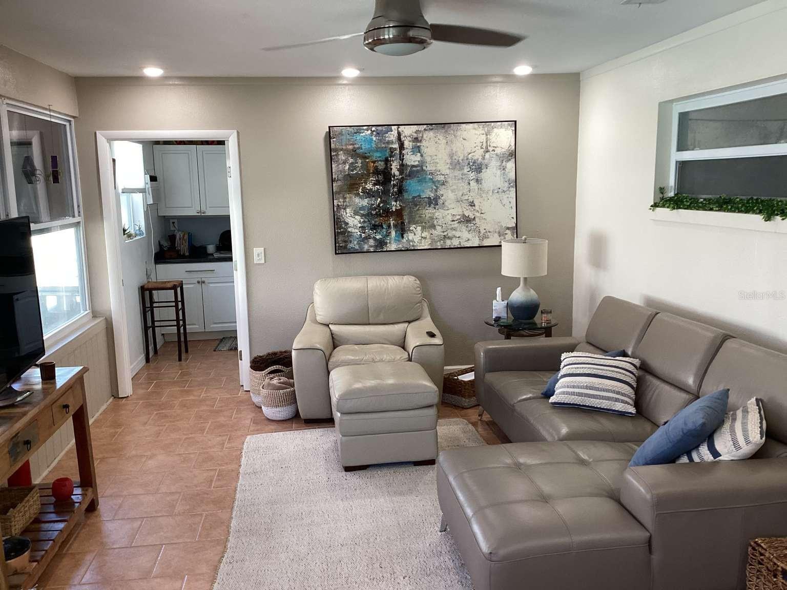 TIERRA VERDE - Residential