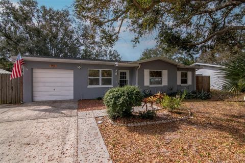Photo of 953 Cedarwood Avenue, Dunedin, FL 34698 (MLS # TB8478668)