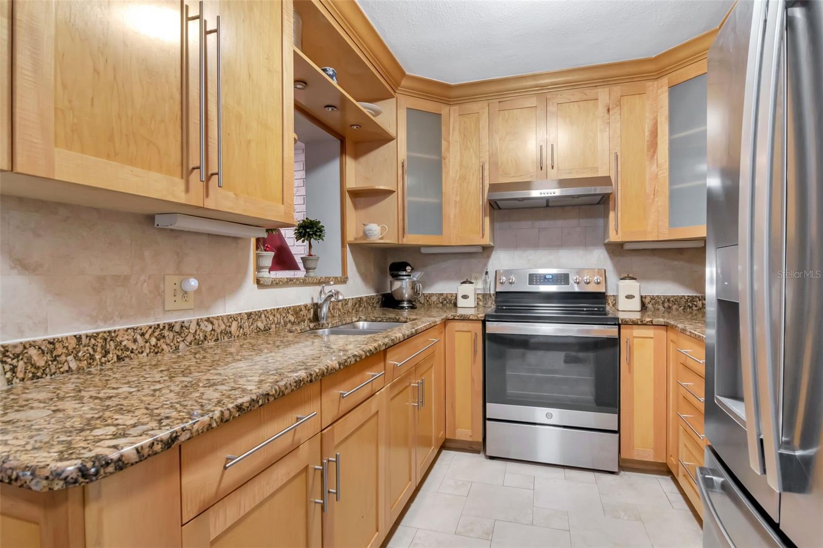 PATRICIA ESTATES - Residential