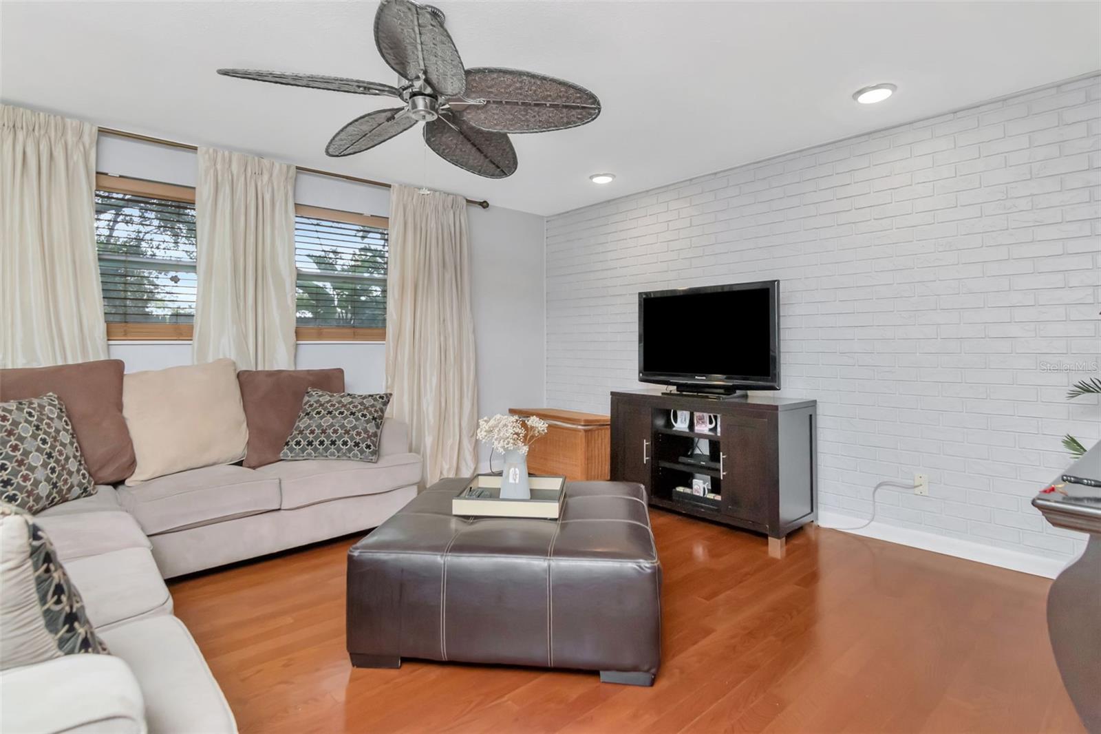 PATRICIA ESTATES - Residential