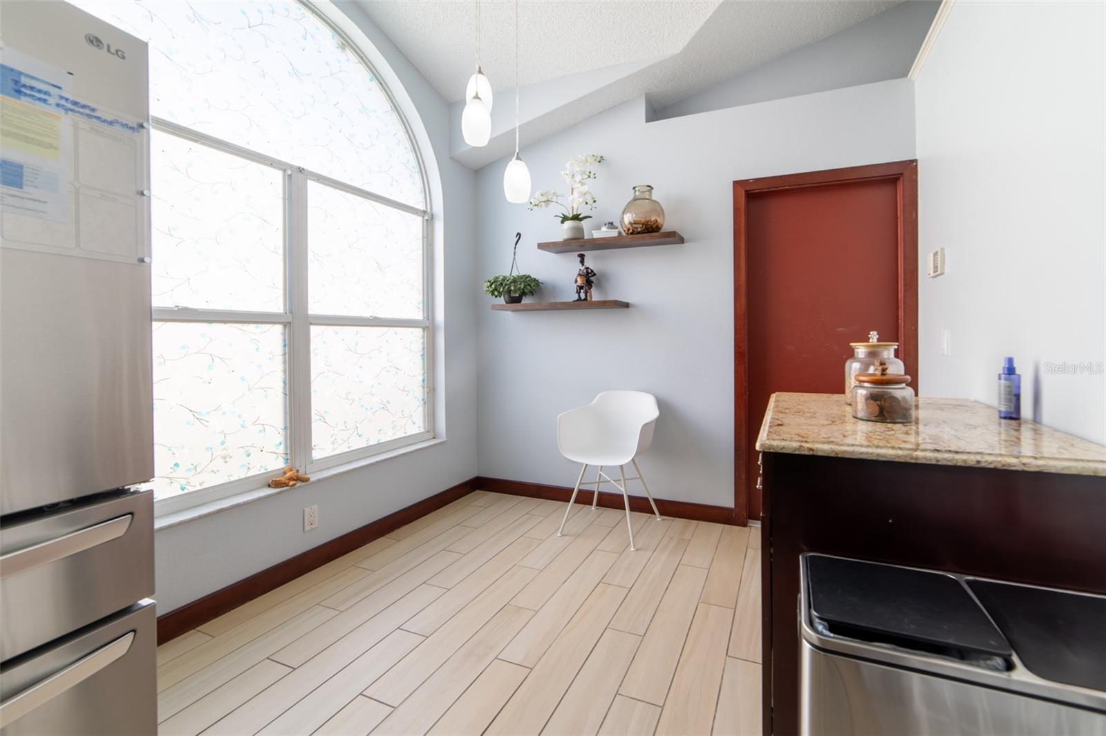 WOODFIELD OAKS - Residential