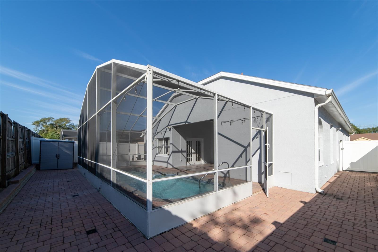 WOODFIELD OAKS - Residential