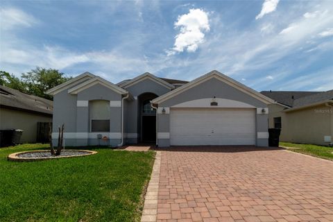 Photo of 1352 Woodfield Oaks Drive, Apopka, FL 32703 (MLS # O6393132)