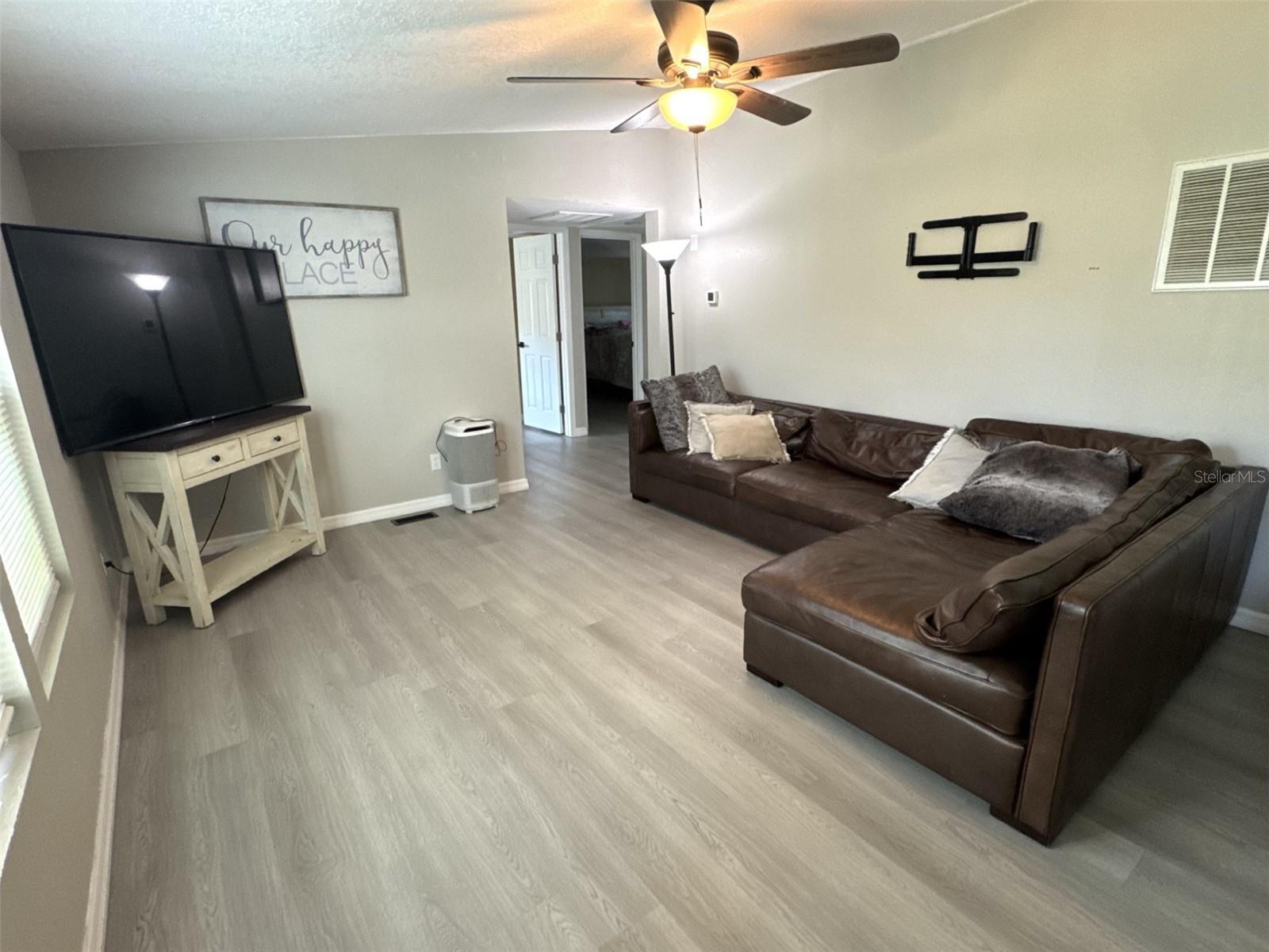 ANGUS VALLEY - Residential