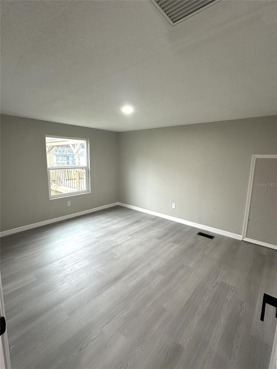 ANGUS VALLEY - Residential