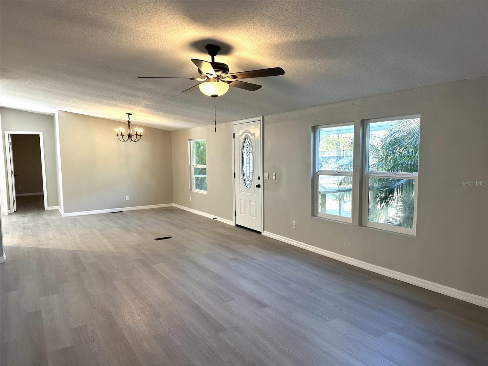 ANGUS VALLEY - Residential