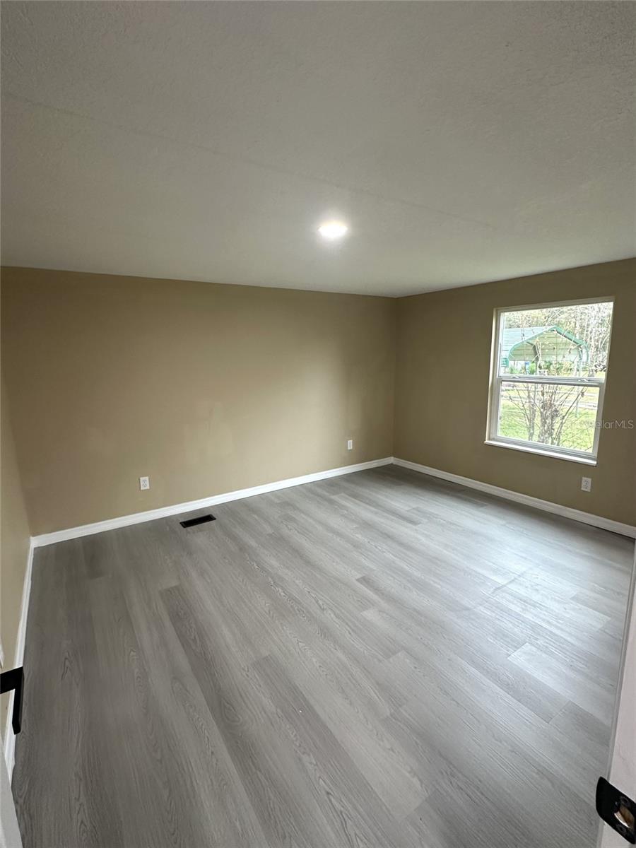 ANGUS VALLEY - Residential