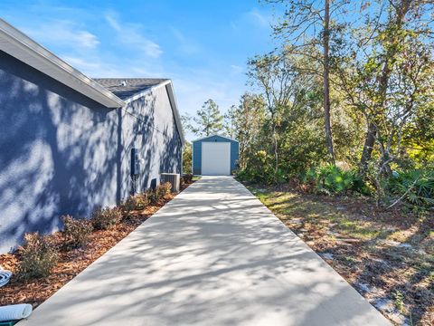 A home in EUSTIS