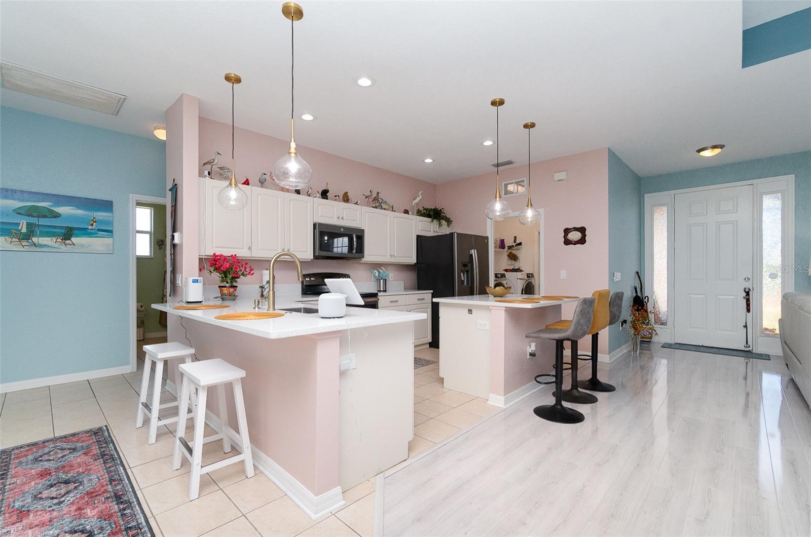 ROTONDA SANDS - Residential