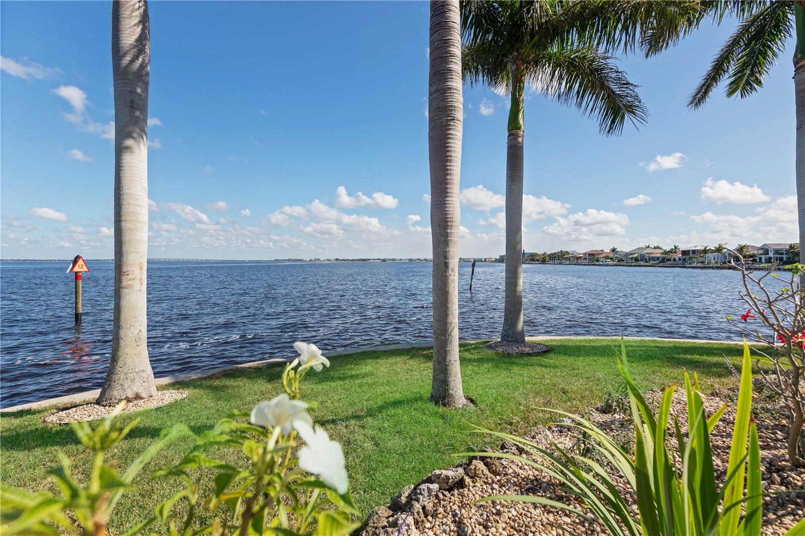 PUNTA GORDA ISLES SEC 04 - Residential