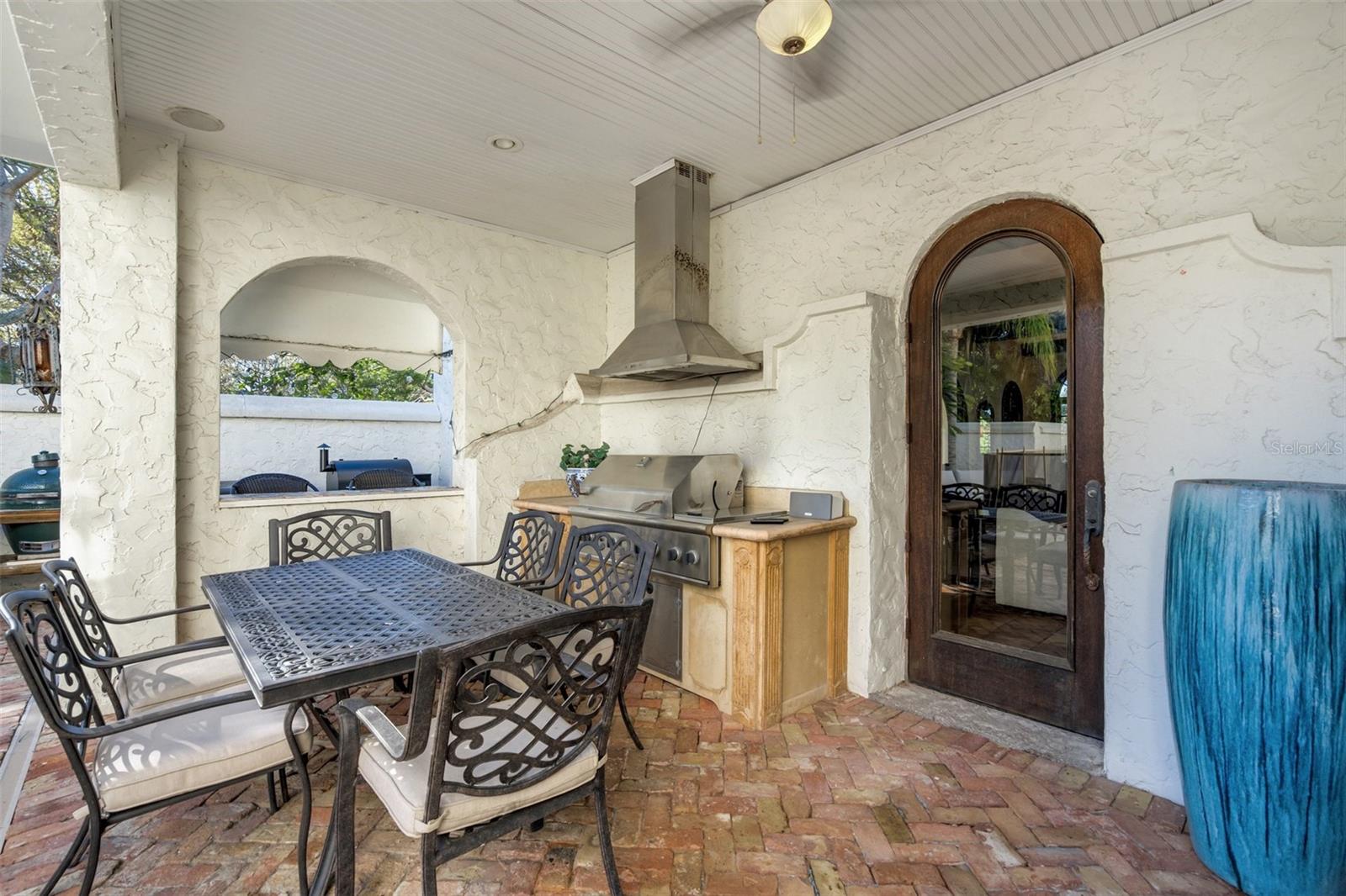 BELLEAIR ESTS - Residential