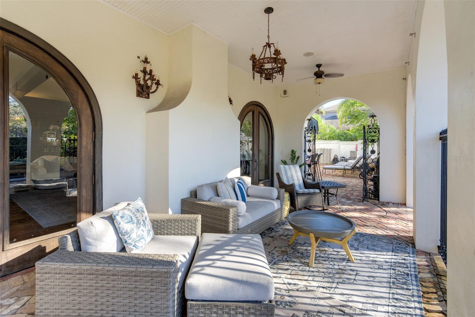 BELLEAIR ESTS - Residential