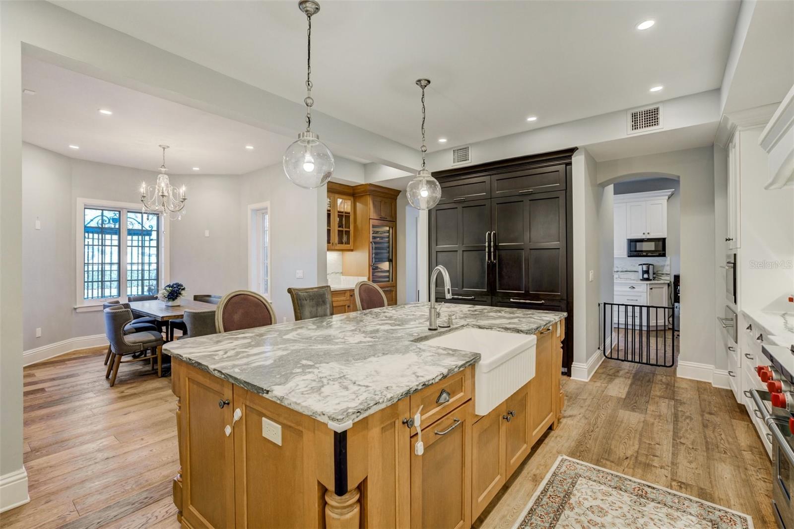 BELLEAIR ESTS - Residential