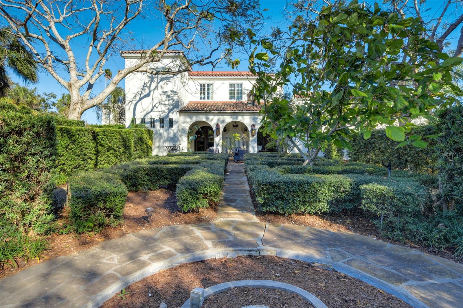 BELLEAIR ESTS - Residential