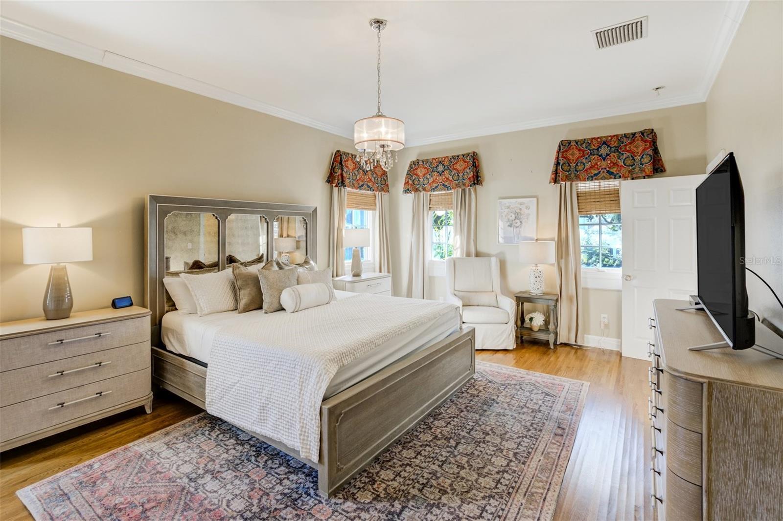 BELLEAIR ESTS - Residential