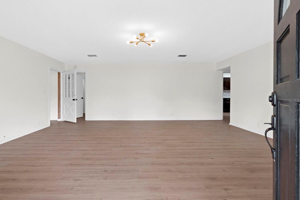 Photo of 804 Cason Street, Plant City, FL 33563 (MLS # TB8486815)