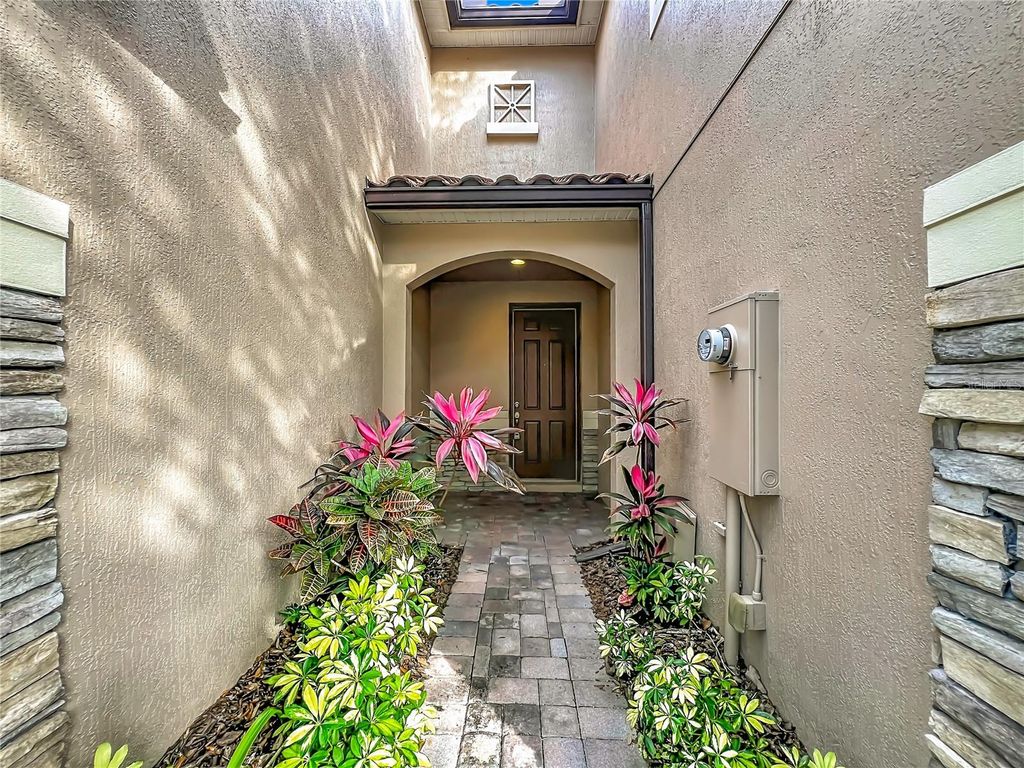 Photo of 8304 Kelsall Drive, Orlando, FL 32832 (MLS # O6409770)