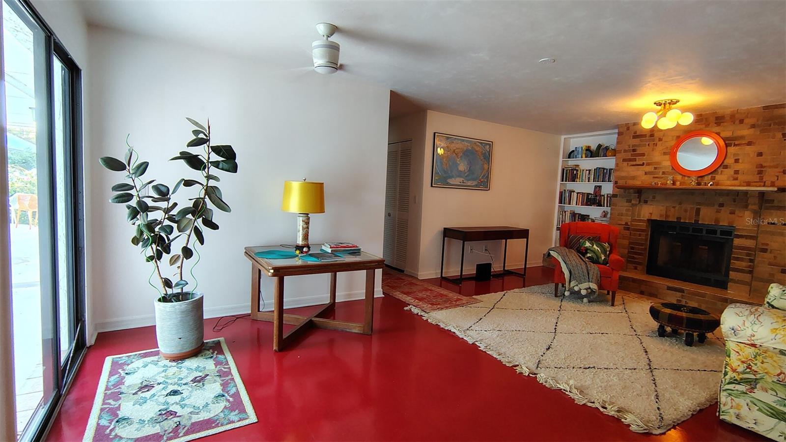 OCEANSIDE VILLAGE - Residential