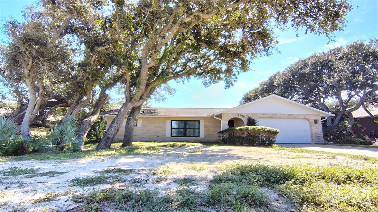 OCEANSIDE VILLAGE - Residential