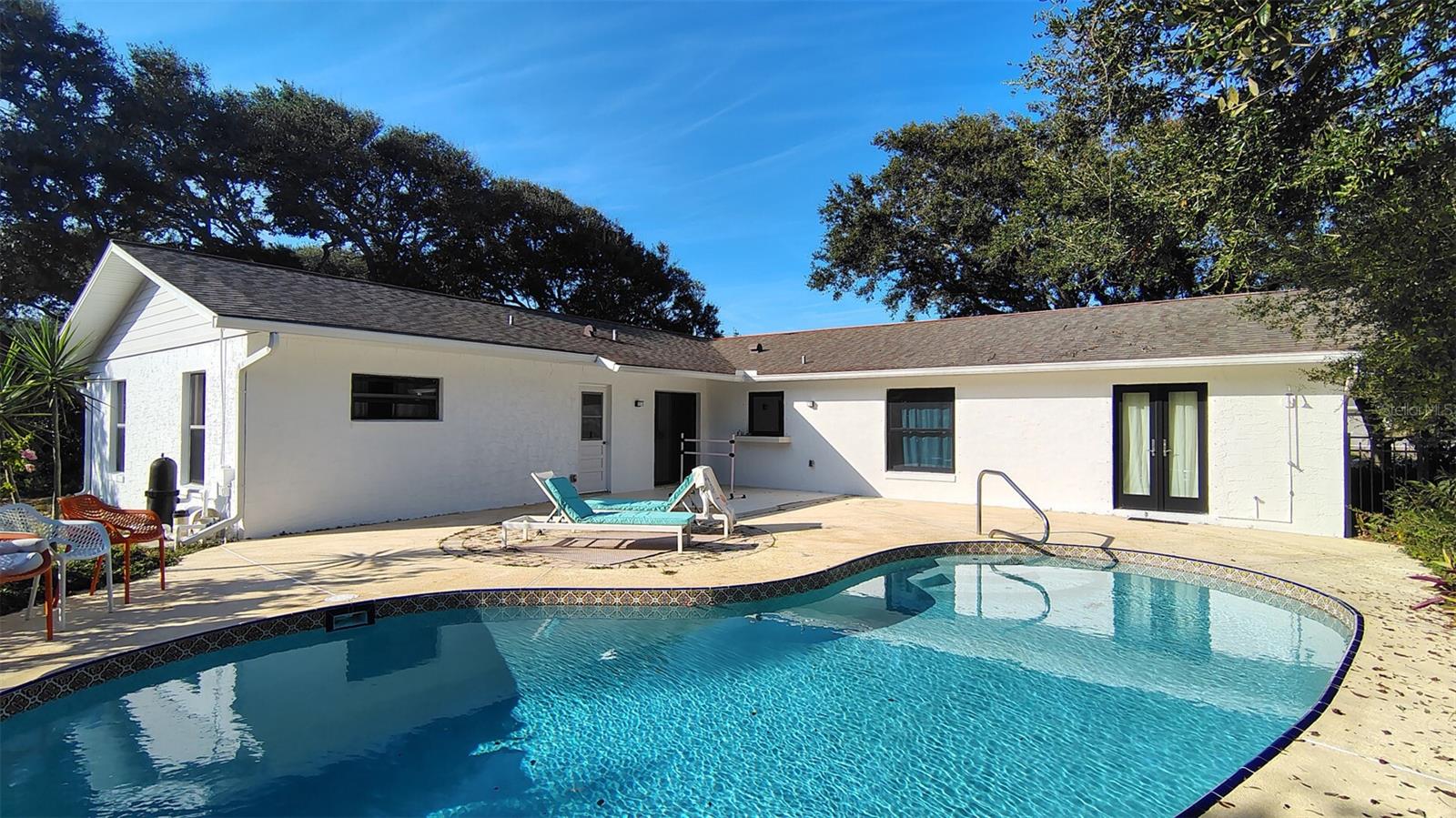 OCEANSIDE VILLAGE - Residential