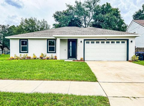 Photo of 2725 Nova Drive, Apopka, FL 32703 (MLS # O6340662)