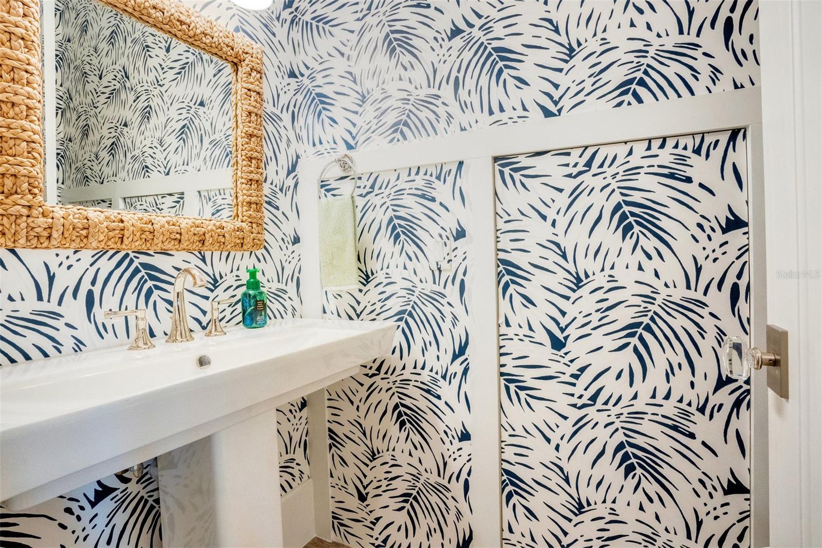 BALDWIN PARKA REP 1 - Residential