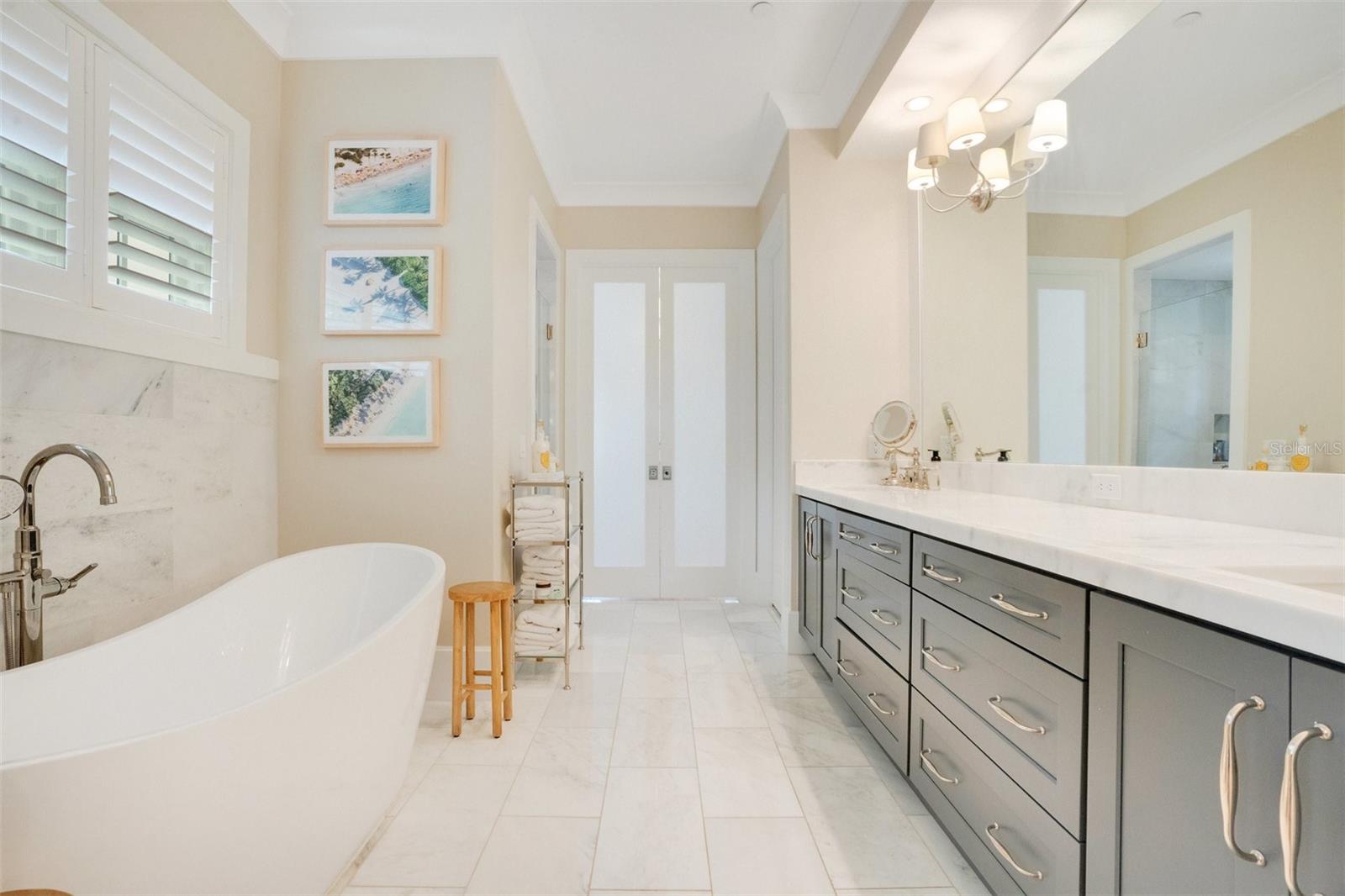 BALDWIN PARKA REP 1 - Residential