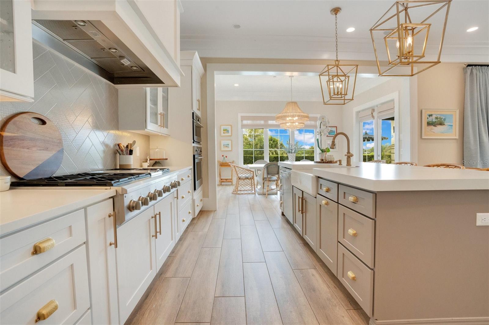 BALDWIN PARKA REP 1 - Residential