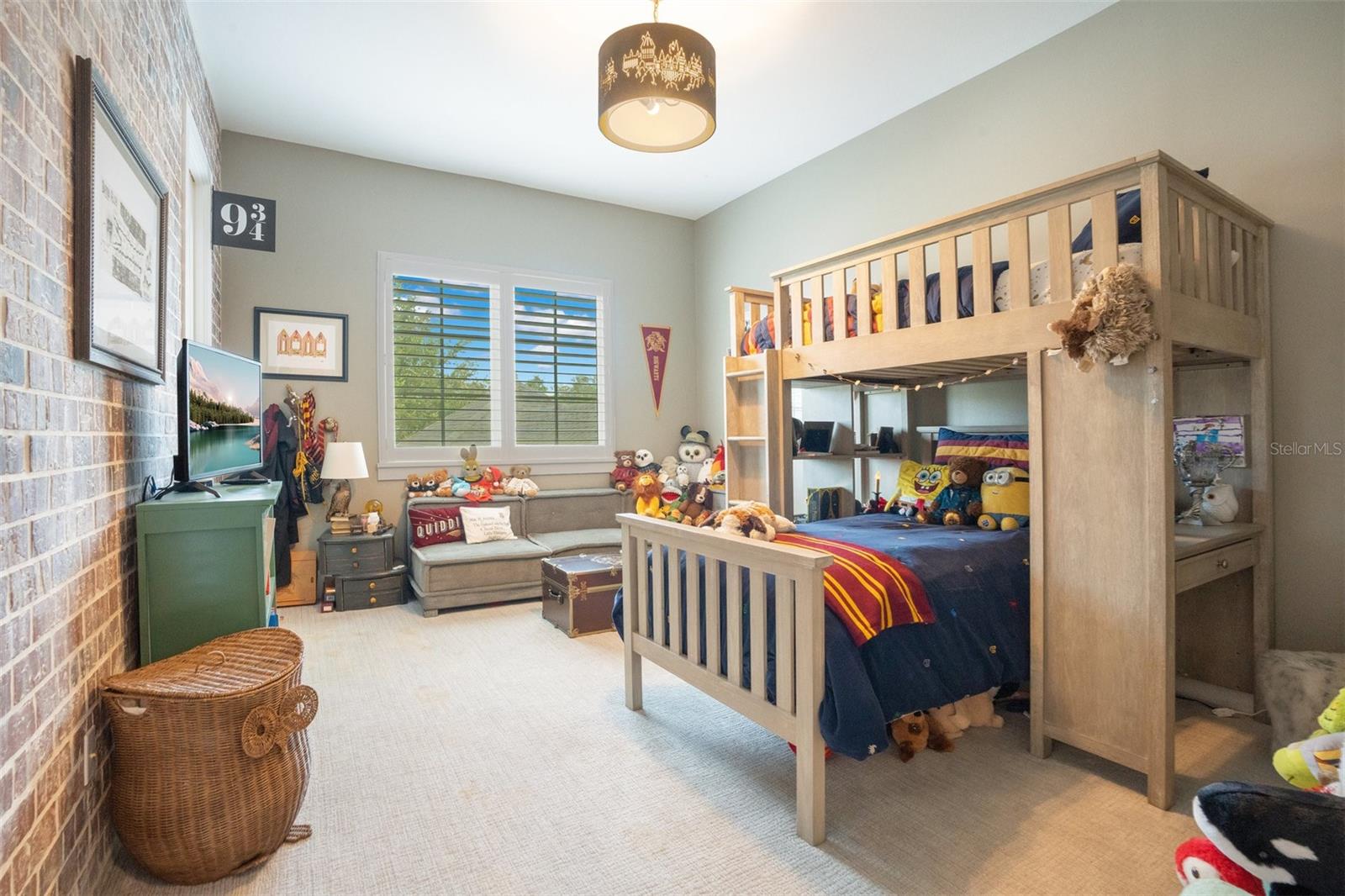 BALDWIN PARKA REP 1 - Residential