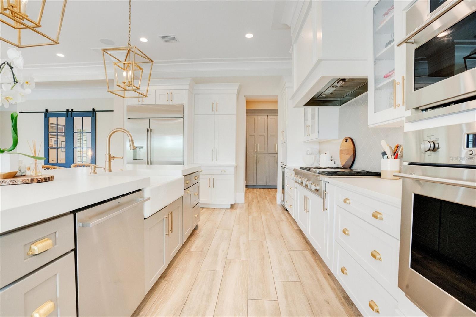 BALDWIN PARKA REP 1 - Residential