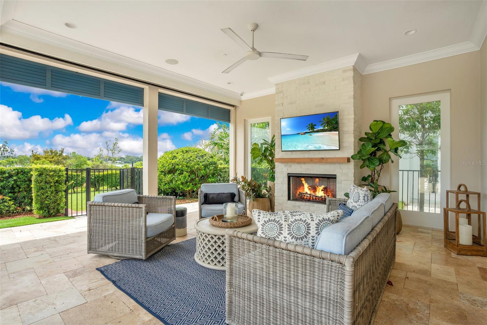 BALDWIN PARKA REP 1 - Residential