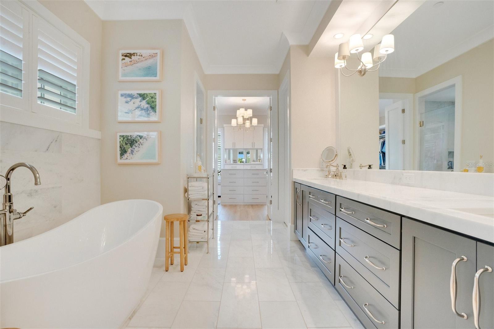 BALDWIN PARKA REP 1 - Residential