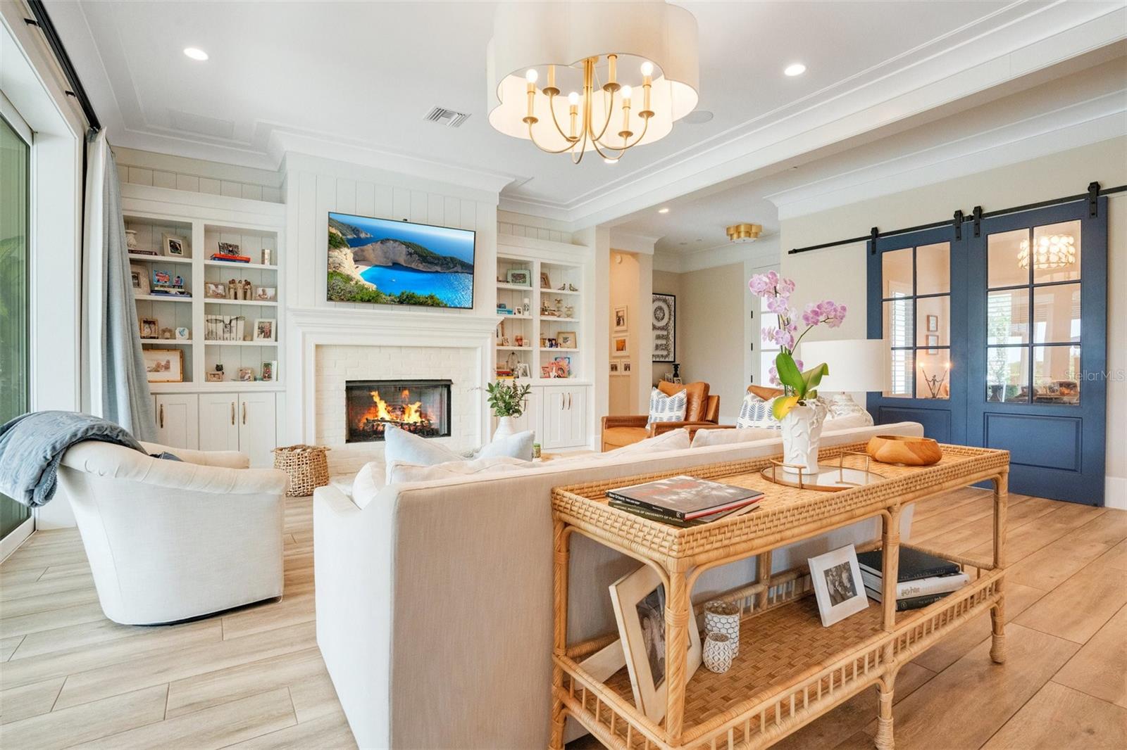 BALDWIN PARKA REP 1 - Residential