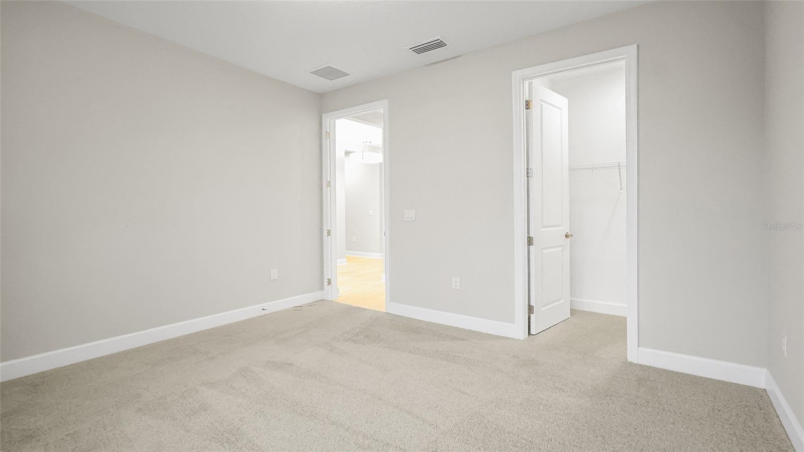 CRESSWIND AT LAKE HARRIS - Residential