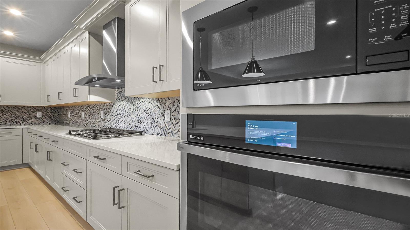 CRESSWIND AT LAKE HARRIS - Residential