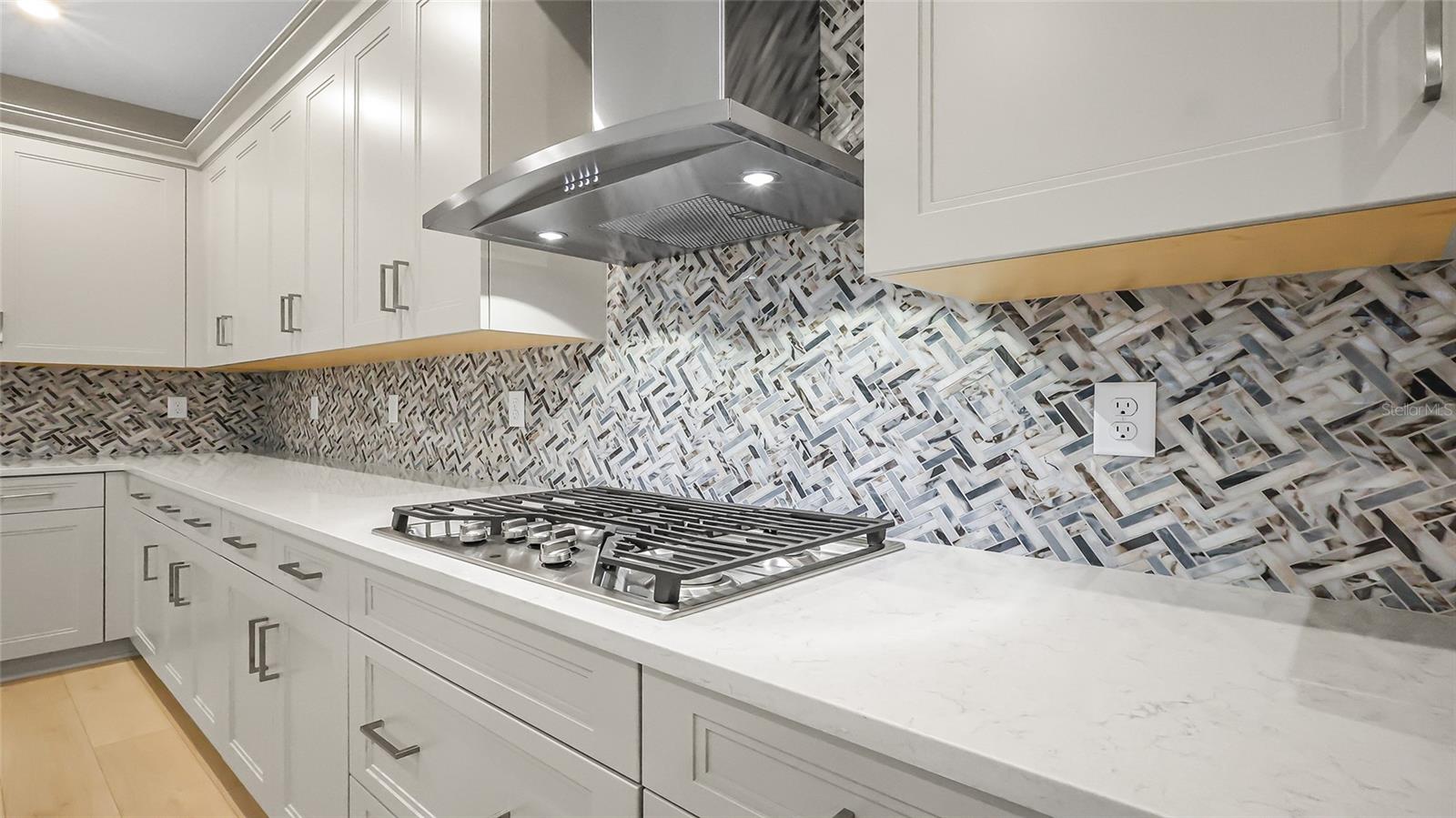 CRESSWIND AT LAKE HARRIS - Residential